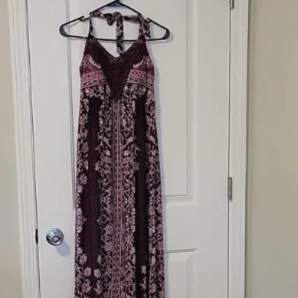 Bohemian Maxi Dress with Floral Pattern - Picture 1 of 2